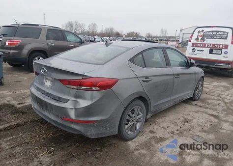2018 Hyundai Elantra Value Edition из США, поврежденный, VIN 5NPD84LF4JH312571